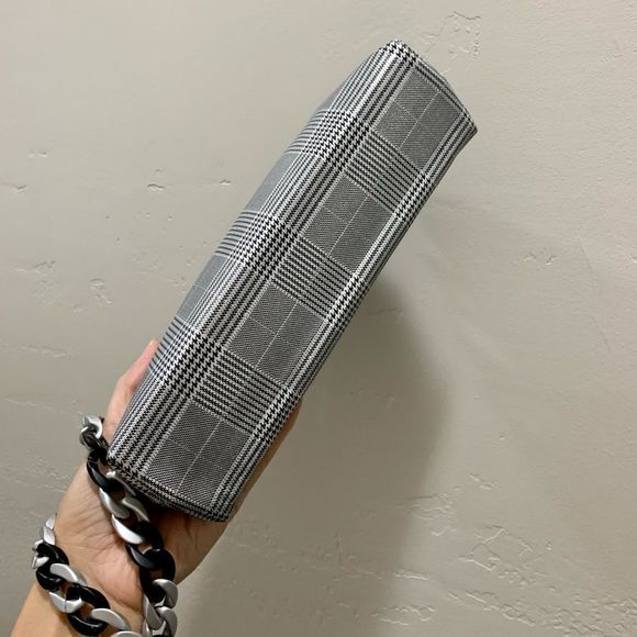 Handmade Genuine Leather Push-lock Clutch/Shoulder Bag/Crossbody & 2 Chains - Picture 14 of 16